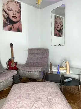 Mydreams69 网络视讯表演