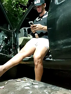 PIGHIGHDIRTY_p0のライブXXXチャット