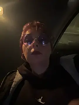 Babii_Nova 现场XXX聊天