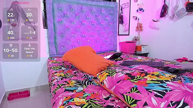 Rihanna_hotx Adlı Modelin Canlı XXX Sohbeti