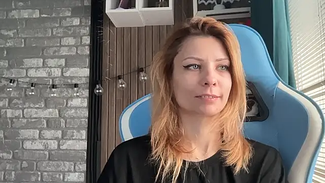 karo123421のライブXXXチャット