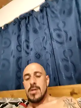 fire_menxxx001 Show in webcam