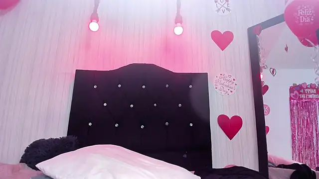 Chat +18 de miku_katsuragi ao vivo