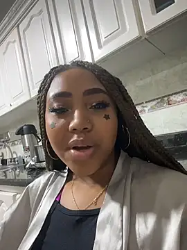 XXX chat uživo modela AngelaRoberts