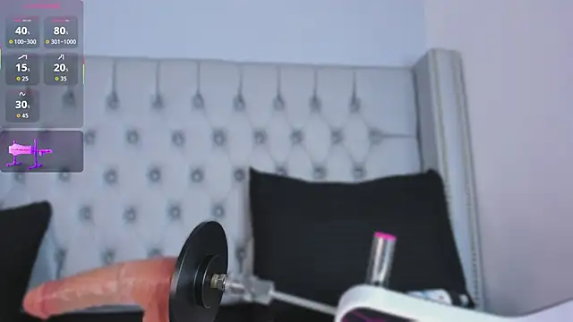 Lily_StClair: онлайн-секс-чат