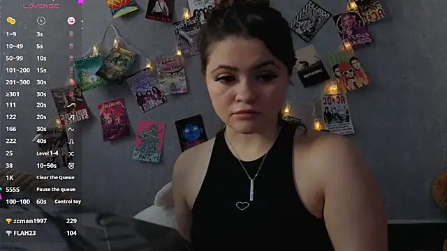 YummyTira Obrolan Langsung XXX