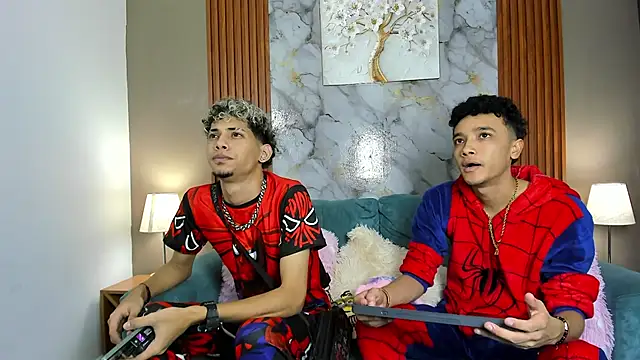 YOUNG_BOYS_HELL – Live XXX-chat