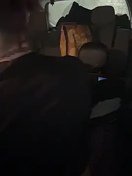 Babii_Nova 即時 XXX 聊天