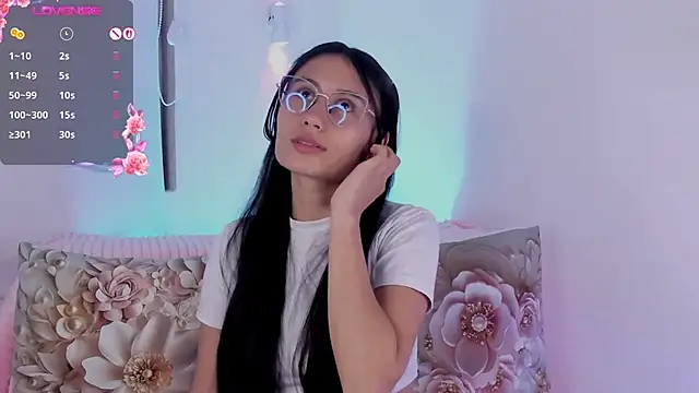 NayeCloud Obrolan Langsung XXX