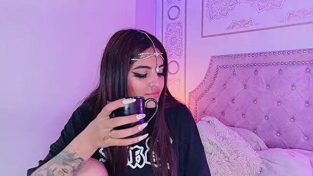 Cori_Paige: απευθείας συνομιλία ΧΧΧ