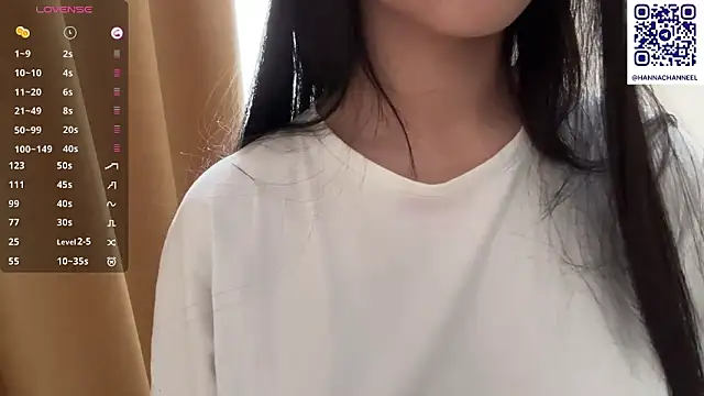 HannaCuteee: онлайн-секс-чат