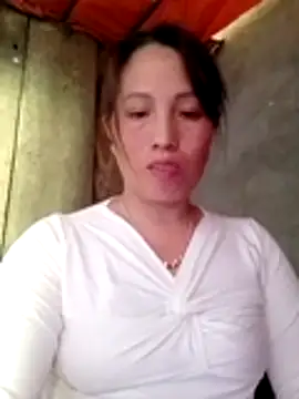 Gummiesu 在線直播表演