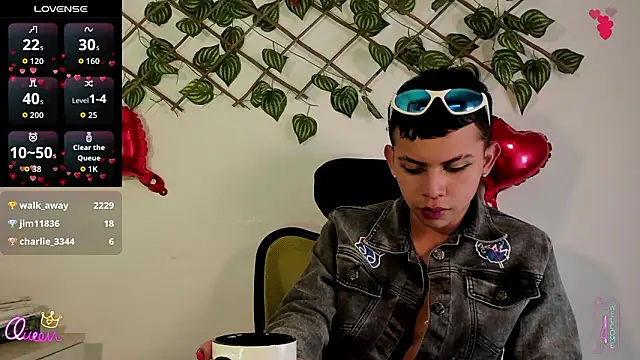 Prince_Apolo élő XXX-chatje