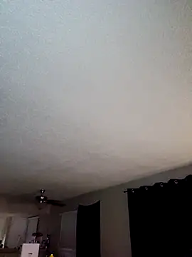 honeeyyy_pot Chat XXX live