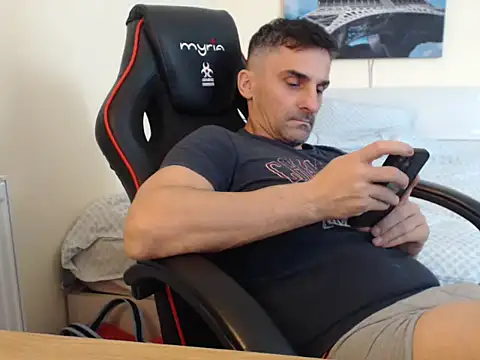 Chat +18 de amydamarw ao vivo