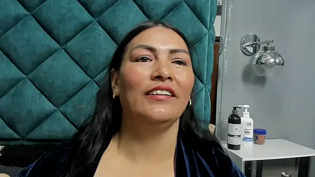 Chat XXX en directo de PENELOPELEWISs