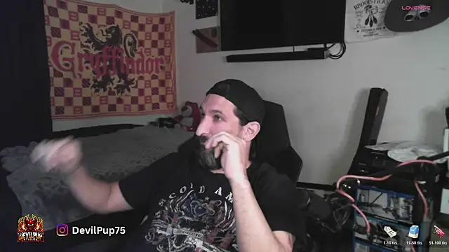 Czat XXX na żywo – DevilPup75_