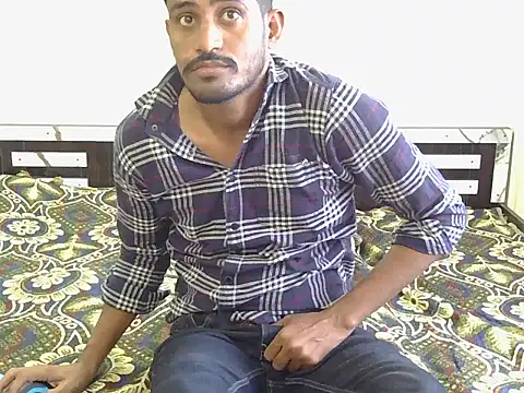 HotXKrish Chat XXX in diretta