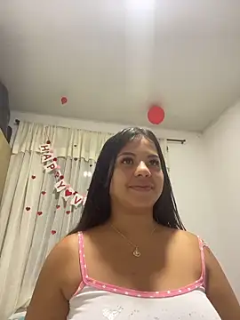 Chat XXX en directo de katthyasmitth