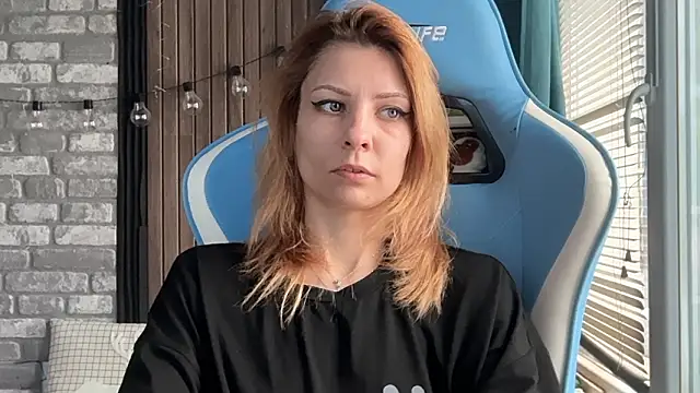 karo123421 Chat XXX live