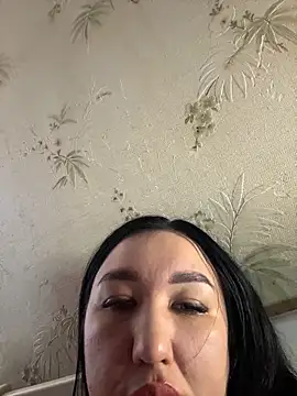 Chat XXX en directo de Naughtbaby_2025