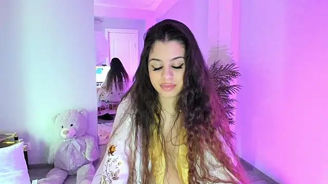 Chat +18 de BellaNoir_ ao vivo