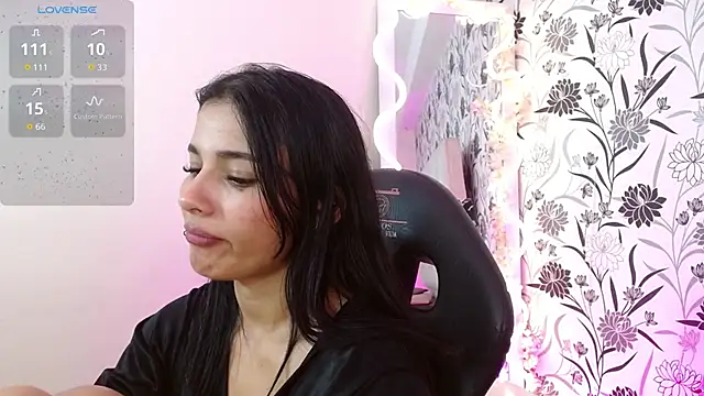 Chat +18 de Gaby_tay1 ao vivo