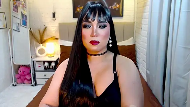 creamyy_mollyy Show in webcam