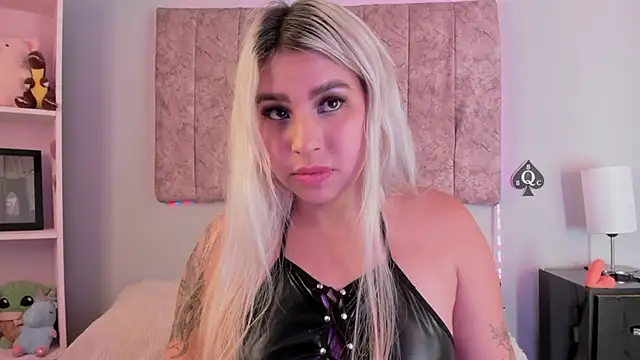 Czat XXX na żywo – naomi_sanz