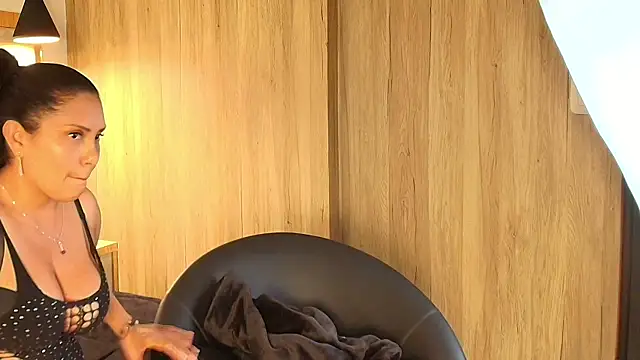 Chatroom XXX en direct de Barbbara_sweett