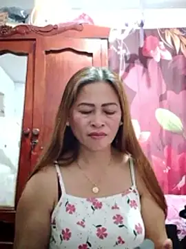 merr_ann123 Chat XXX live