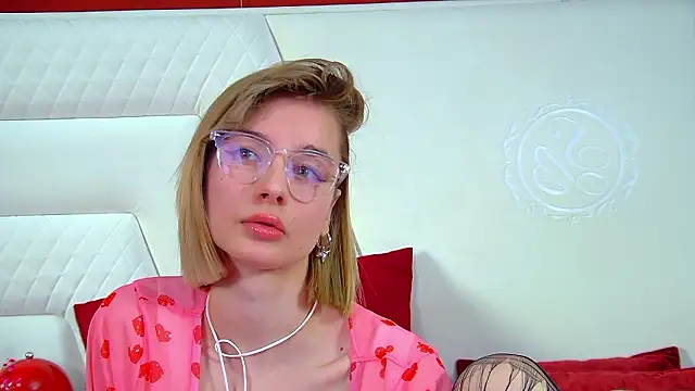 MerlinMeyer Adlı Modelin Canlı XXX Sohbeti