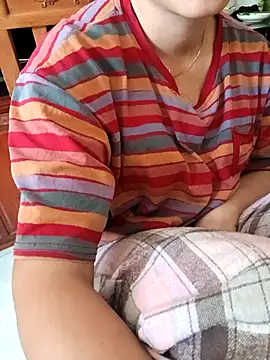 Anna-222 Show Webcam