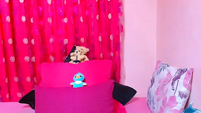 SLUTTYROXY Adlı Modelin Web Kamerası Şovu