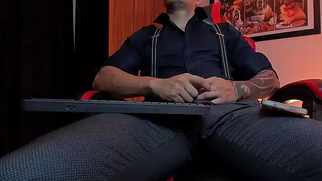 ALPHA_DOMINUS_ Adlı Modelin Canlı XXX Sohbeti