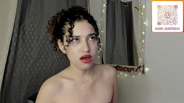 Chat +18 de gabriela_duarte1 ao vivo