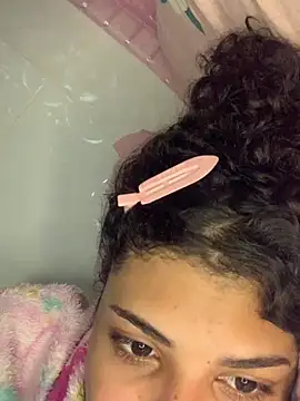 luludoll_ Pertunjukan Webcam