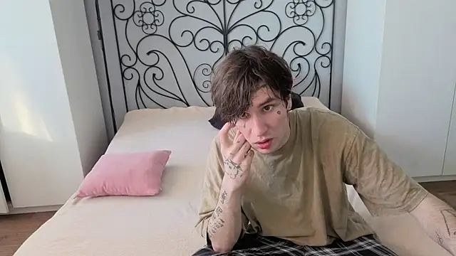 Show modela Danny_loves_Mary na web-kameri