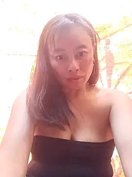 XXX chat uživo modela kaia-cam