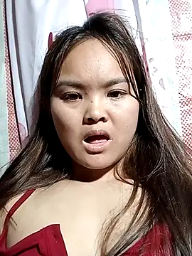 XXX chat uživo modela Luminana