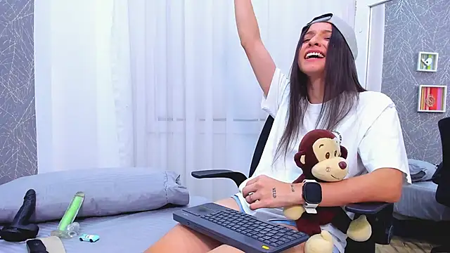 Chat XXX ao vivo de ViictoriiaSaenz