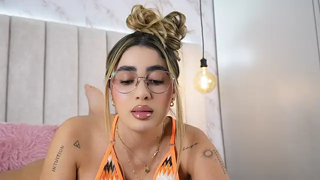 Annyy_Rosse's Live XXX Chat