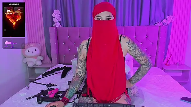 Nayla-Mounaのウェブカメラショー