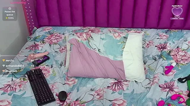 Chat +18 de Rizantella ao vivo