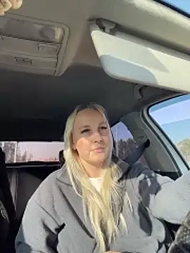 XXX chat uživo modela MerlinDave