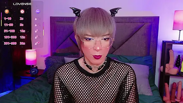 Pokazy przed kamerką – Sammy_Russell