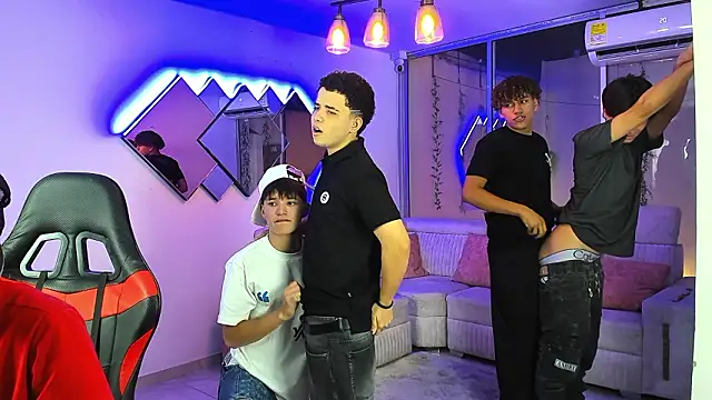 دردشة Houseofwarrios الجنسية المباشرة