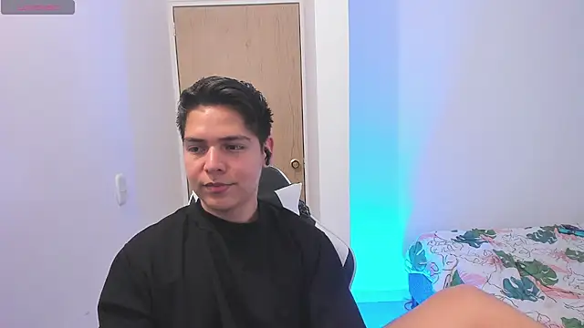 Asta_YunoXXX webkamerás műsora