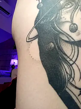 Victoria01_ লাইভ XXX চ্যাট