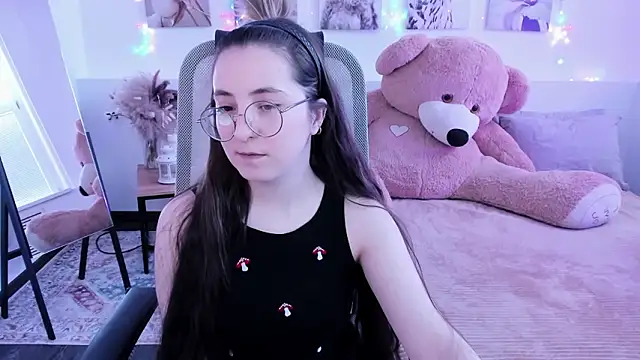 VirtuallVoyant Chat XXX live